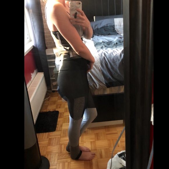 2 pc Bebe Sport athletic set - Picture 6 of 6